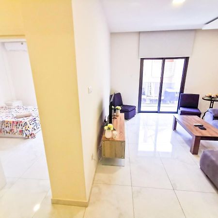 The White Pearl Apartment ラルナカ エクステリア 写真