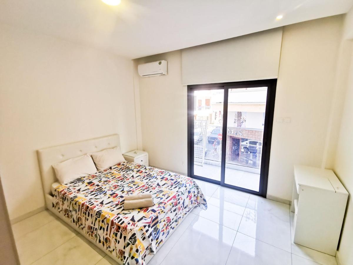 The White Pearl Apartment ラルナカ エクステリア 写真