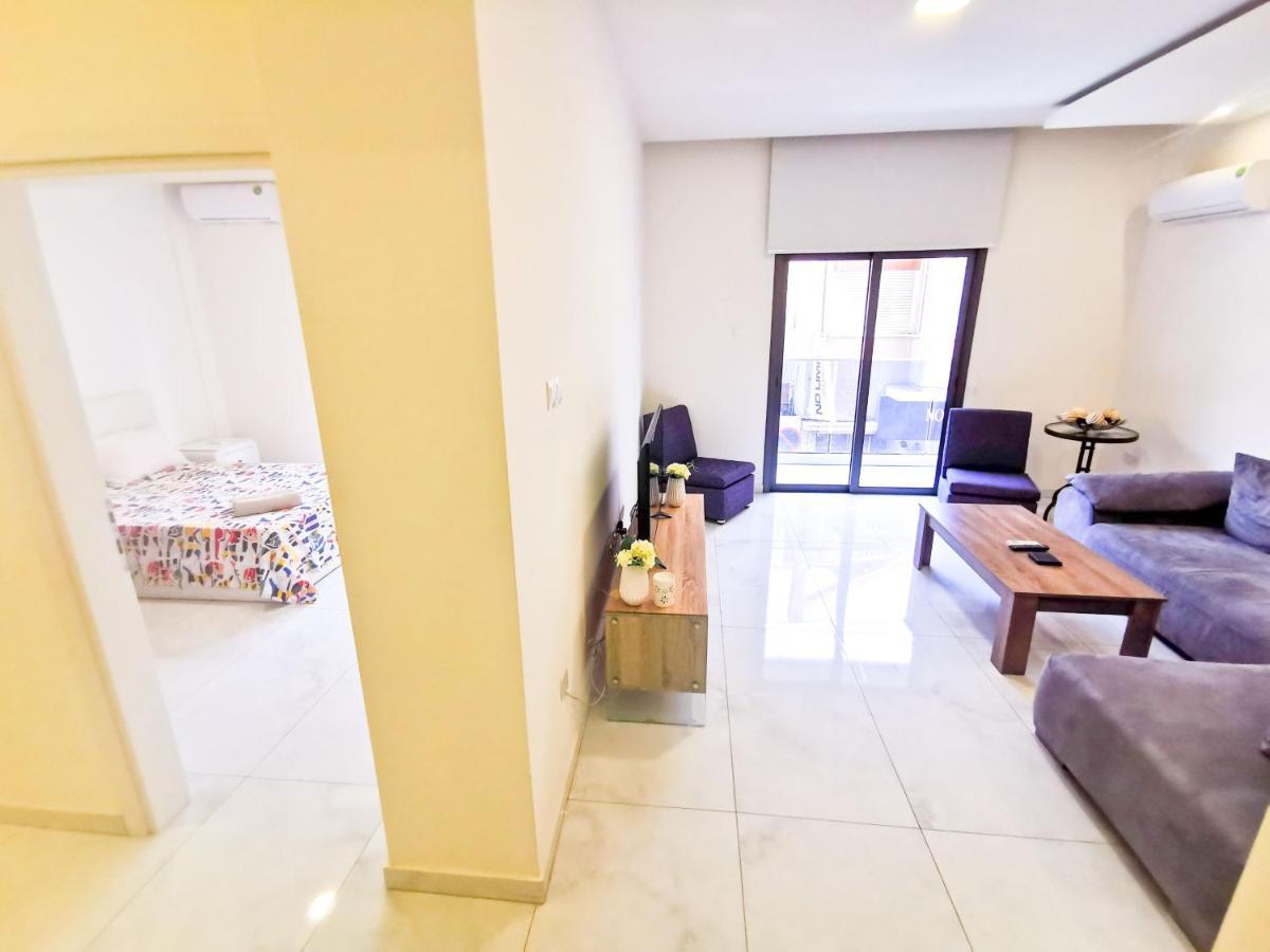 The White Pearl Apartment ラルナカ エクステリア 写真